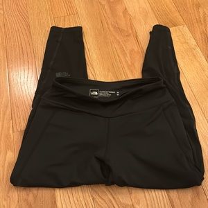 Like new black north face leggings